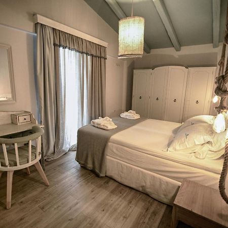 Anemoessa Luxury Villas Fanari  Habitación foto